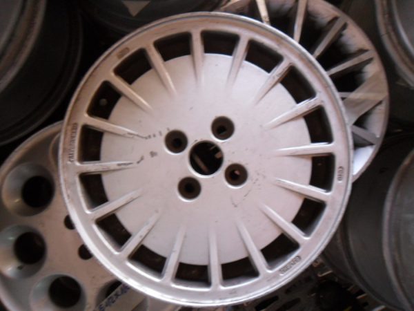 ALFA ROMEO 6x15 ET 40
