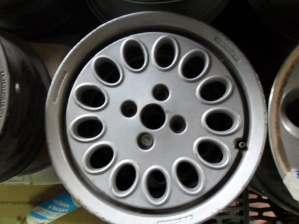 ALFA ROMEO 6.5x15 ET 37 SERIE COMPLETA DI 4 CERCHI.