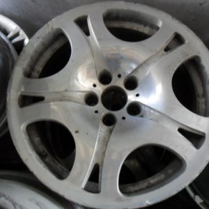 BMW 10x19 + 9x19 ET 24 SERIE DA 3 CERCHI.