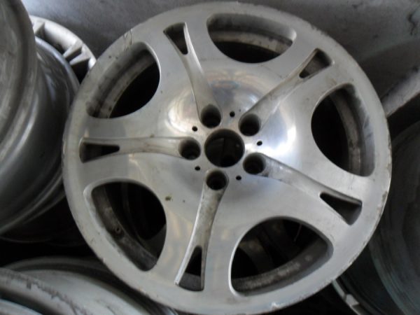 BMW 10x19 + 9x19 ET 24 SERIE DA 3 CERCHI.