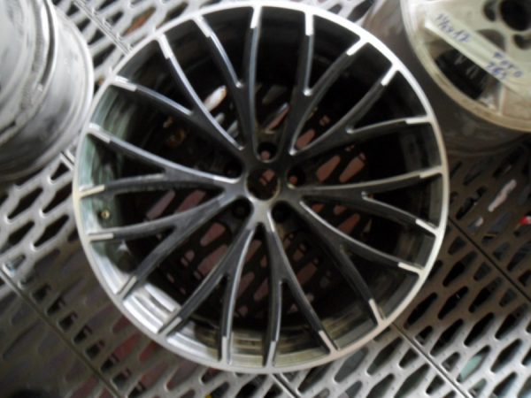 FERRARI/ MASERATI 9x20 + 10.5x20 ET 47 5X108 SERIE COMPLETA DI 4 CERCHI.