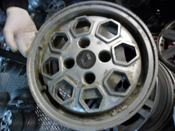 RENAULT 5.5x13 SERIE COMPLETA DI 4 CERCHI.