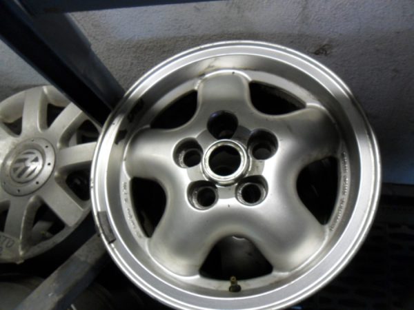 LAND ROVER 8x16 ET 57 SERIE COMPLETA DI 4 CERCHI.