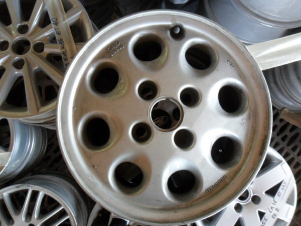 FORD 5.5x14 ET 41 SERIE COMPLETA DI 4 CERCHI.