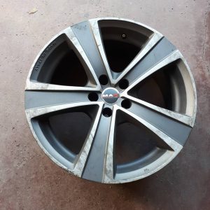 AUDI/VOLKSWAGEN 8.5x19 ET 2O FORATURA 5x112 SERIE COMPLETA DI 4 CERCHI.
