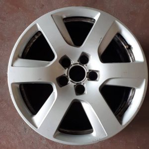  AUDI  8x17 ET 30 FORATURA 5x112 SERIE COMPLETA DI 4 CERCHI.