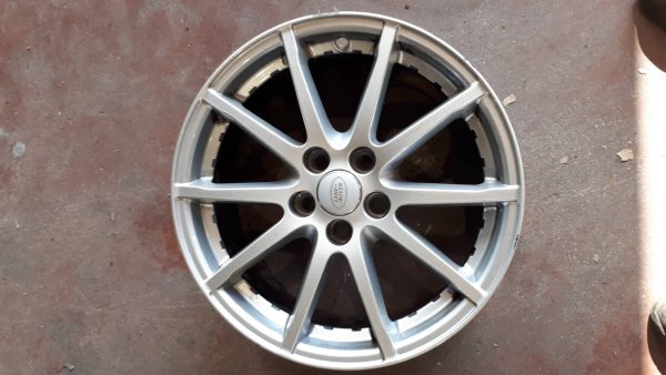RANGE ROVER  EVOQUE 7x17 ET 45 SERIE COMPLETA DI 4 CERCHI.